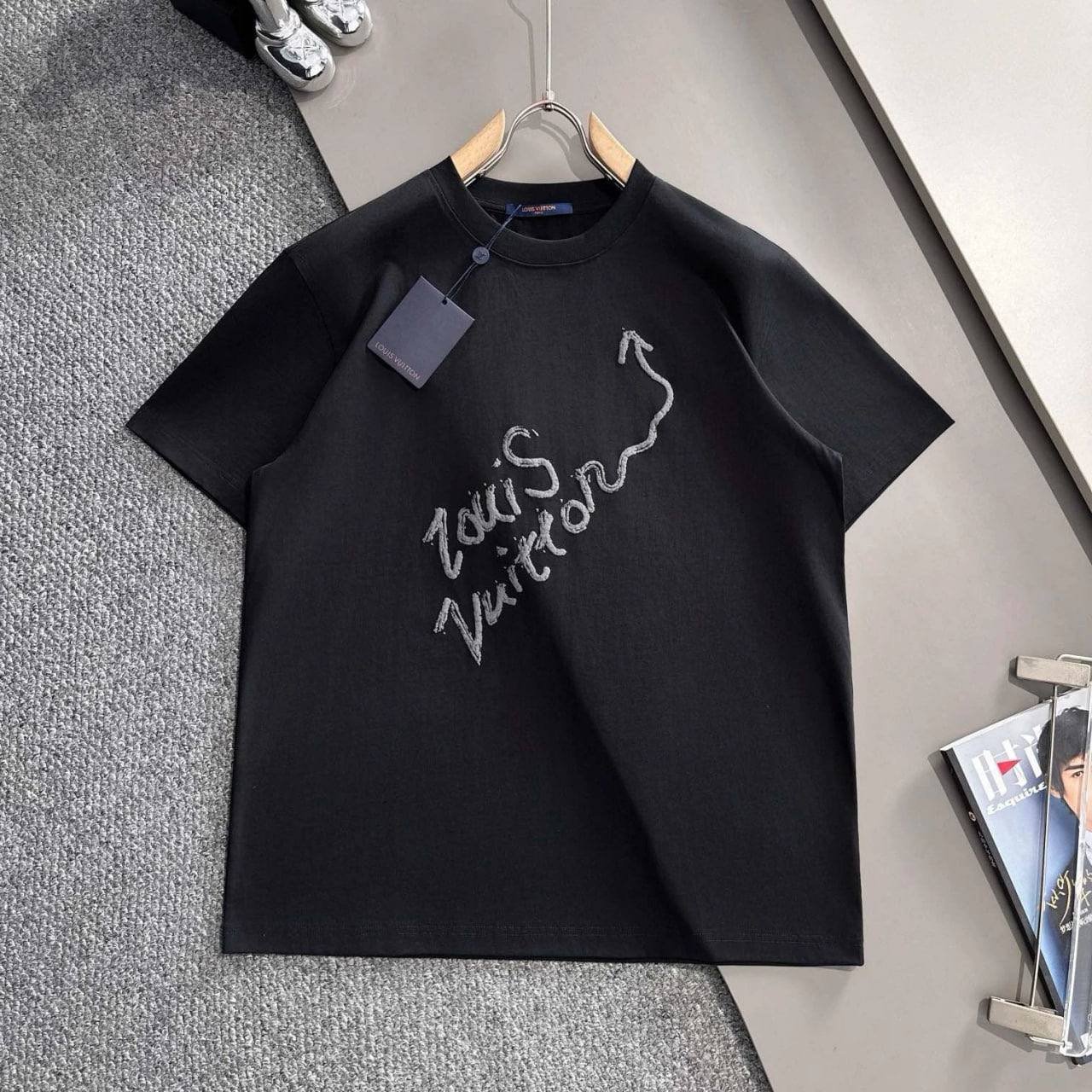 LV T-Shirt