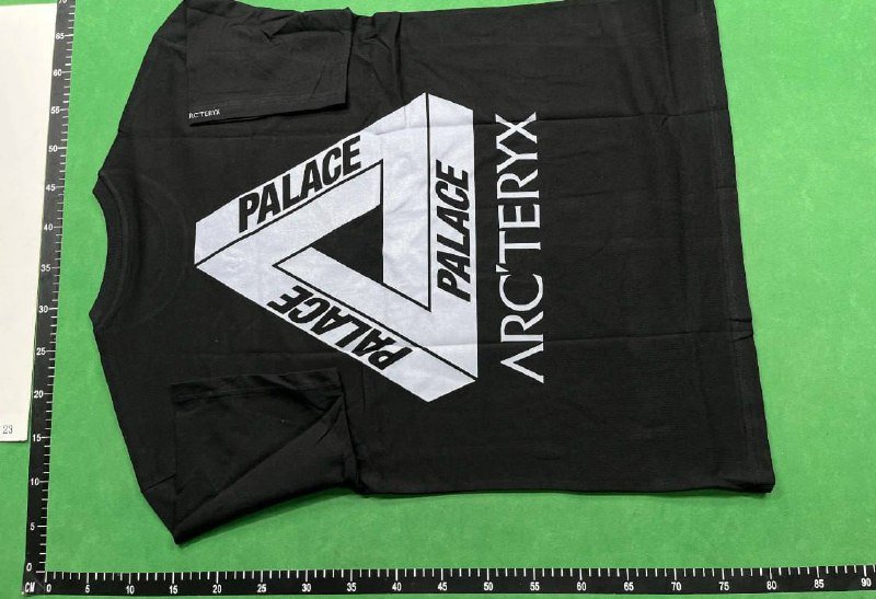 PALACE T-SHIRTS