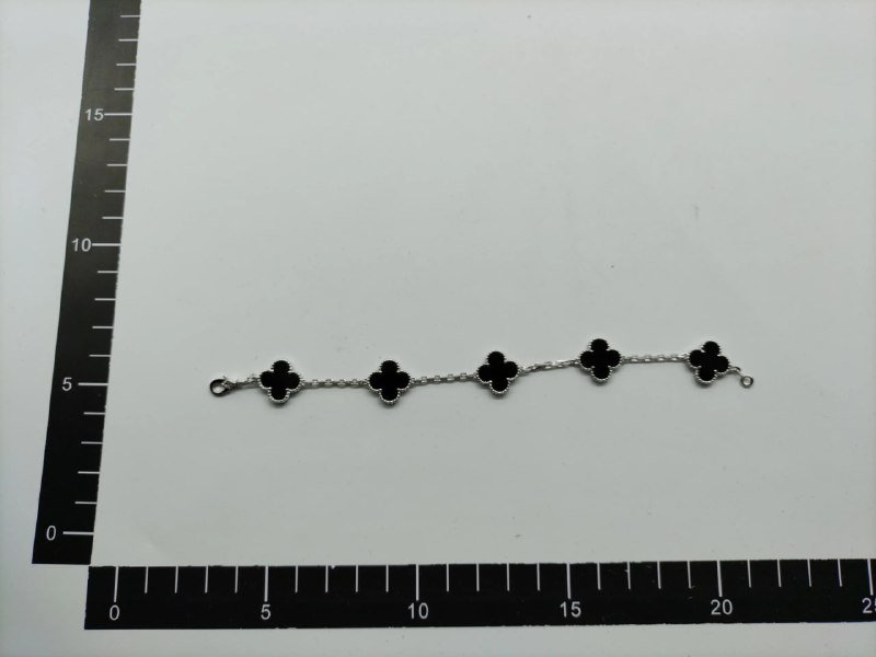 Van Cleef & Arpels bracelet