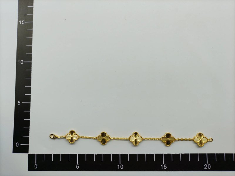 Van Cleef & Arpels bracelet
