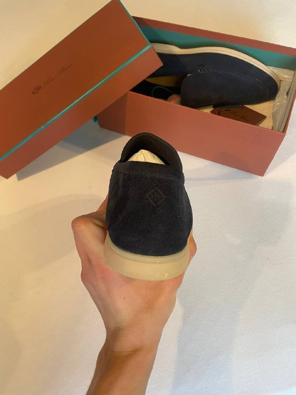 Loro plana loafers