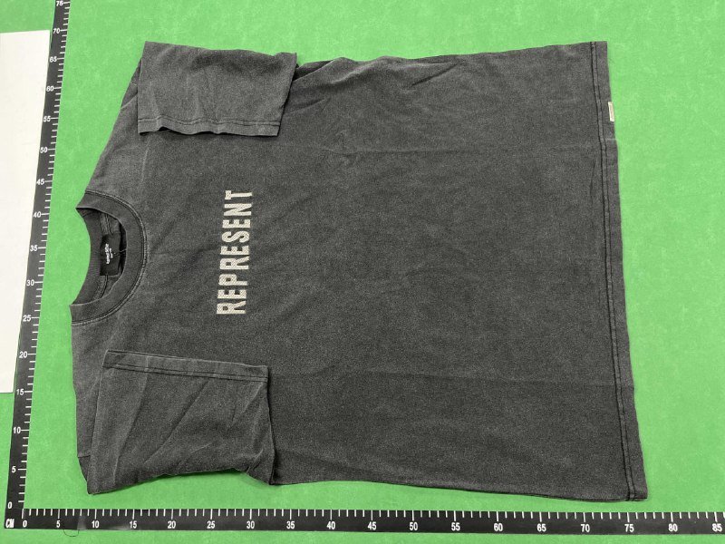 Represent T-shirt  (40 CP)