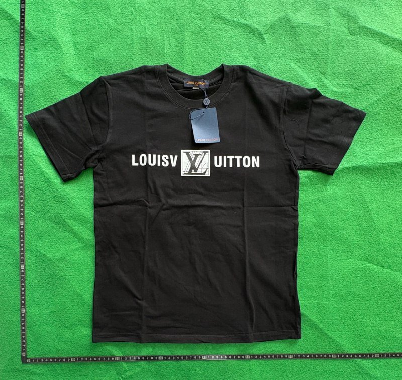 Louis Vuitton T-shirt
