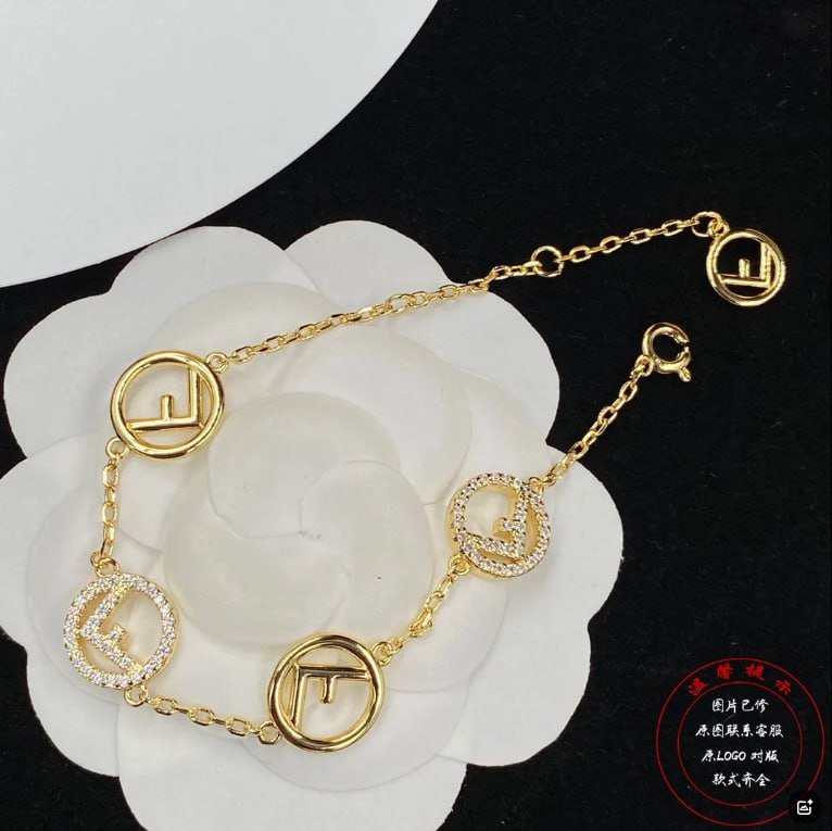 Fendi bracelet 7491903020