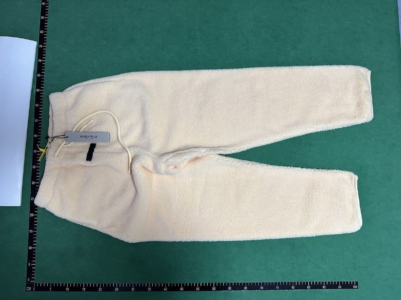 ESSENTIALS Suit （Sweater & Pants）