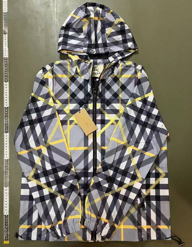 BURBERRY JACKET