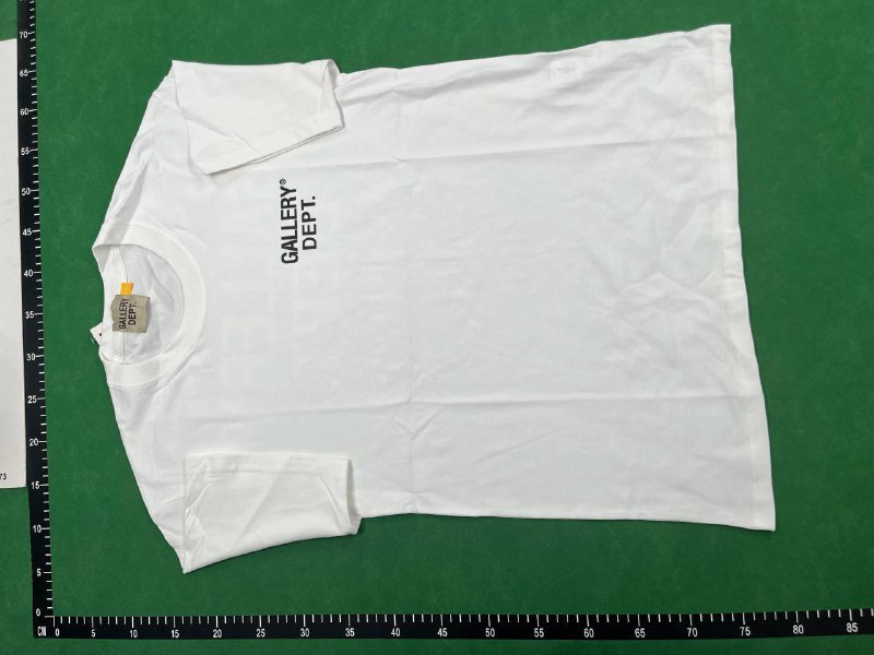 gallery dept T-shirt  (40 CP)