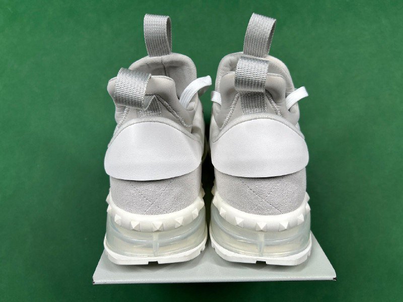 Valentino 999