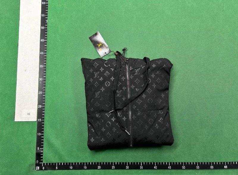 LOUIS VUITTON WINDBREAKER