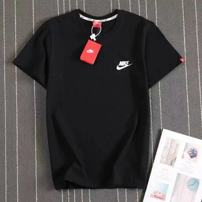 Nike T-shirt