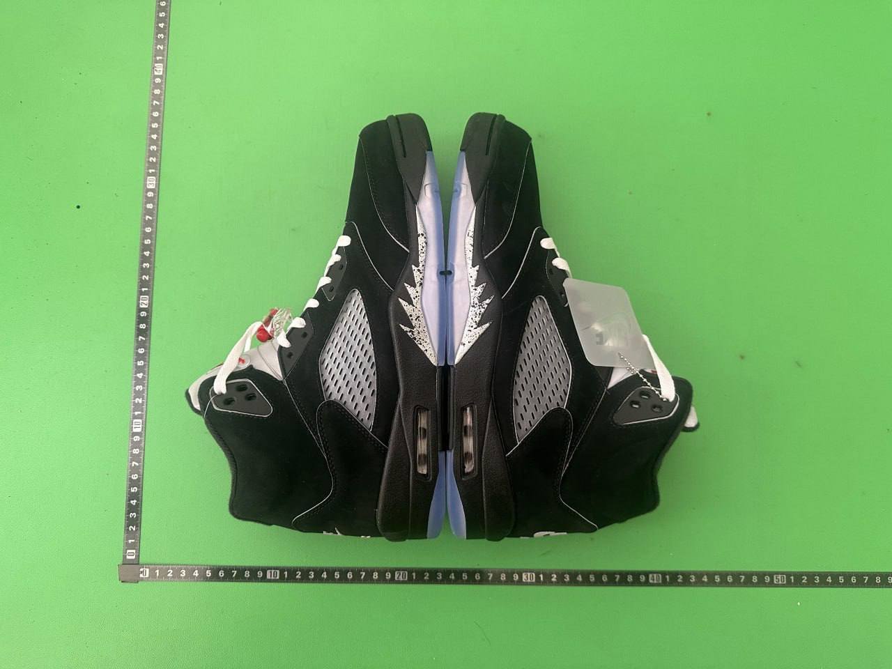Jordan 5 (18 styles)