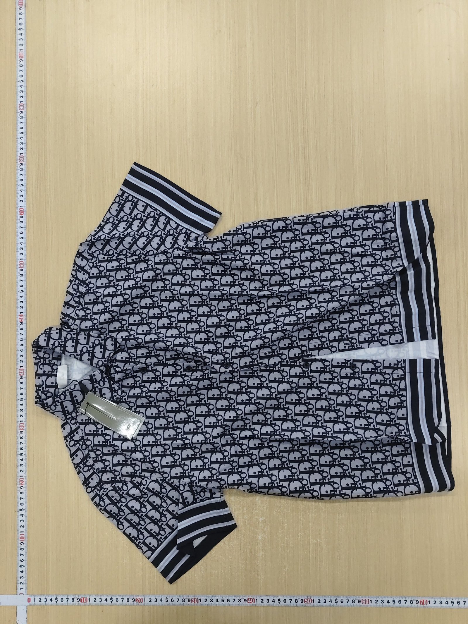 LV SHIRT SUIT