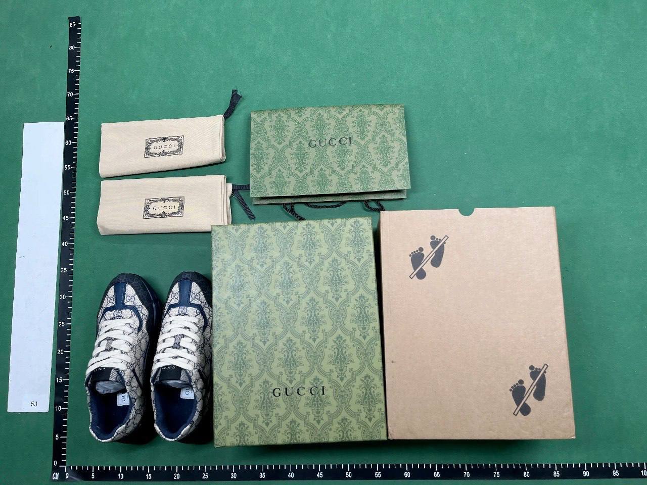 Gucci shoes