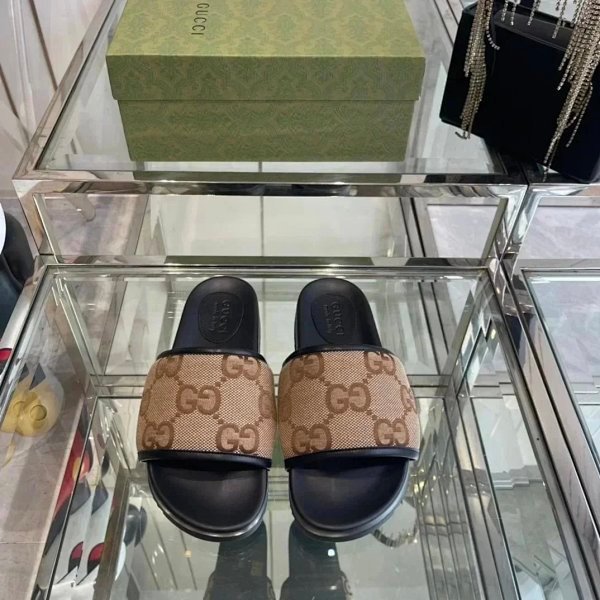 Gucci Slippers（37+styles