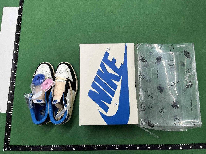 Air Jordan 1 Low