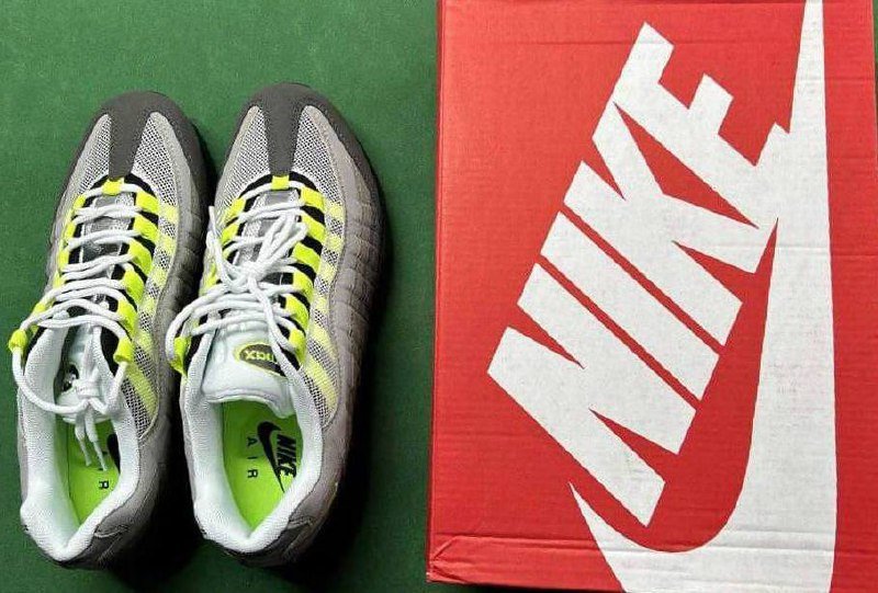 NIKE MAX 95