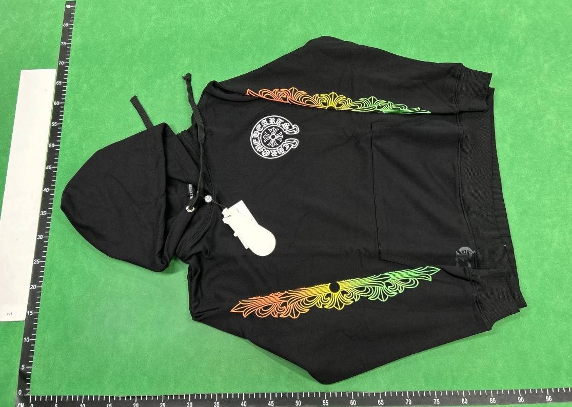 chrome hearts hoodie (40 CP)