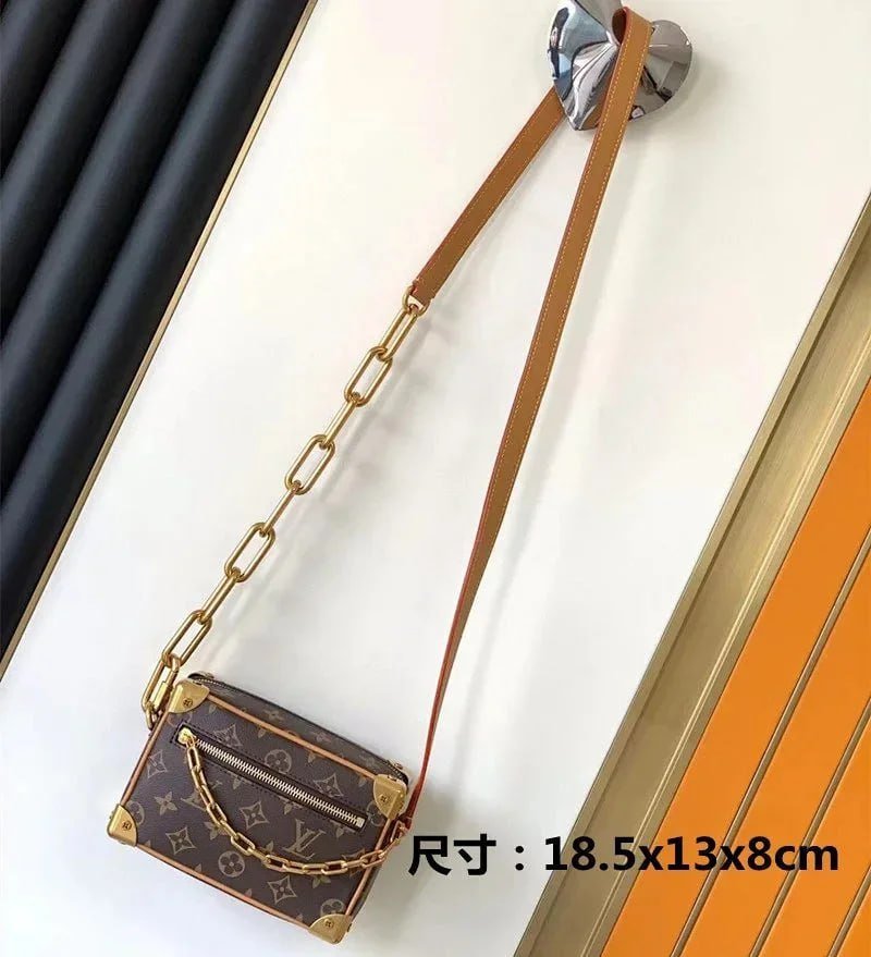 LV CHAIN genuine leather bag （40 +)