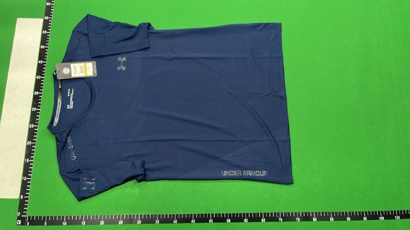 Under Armour T-shirt/Shorts/Suits
