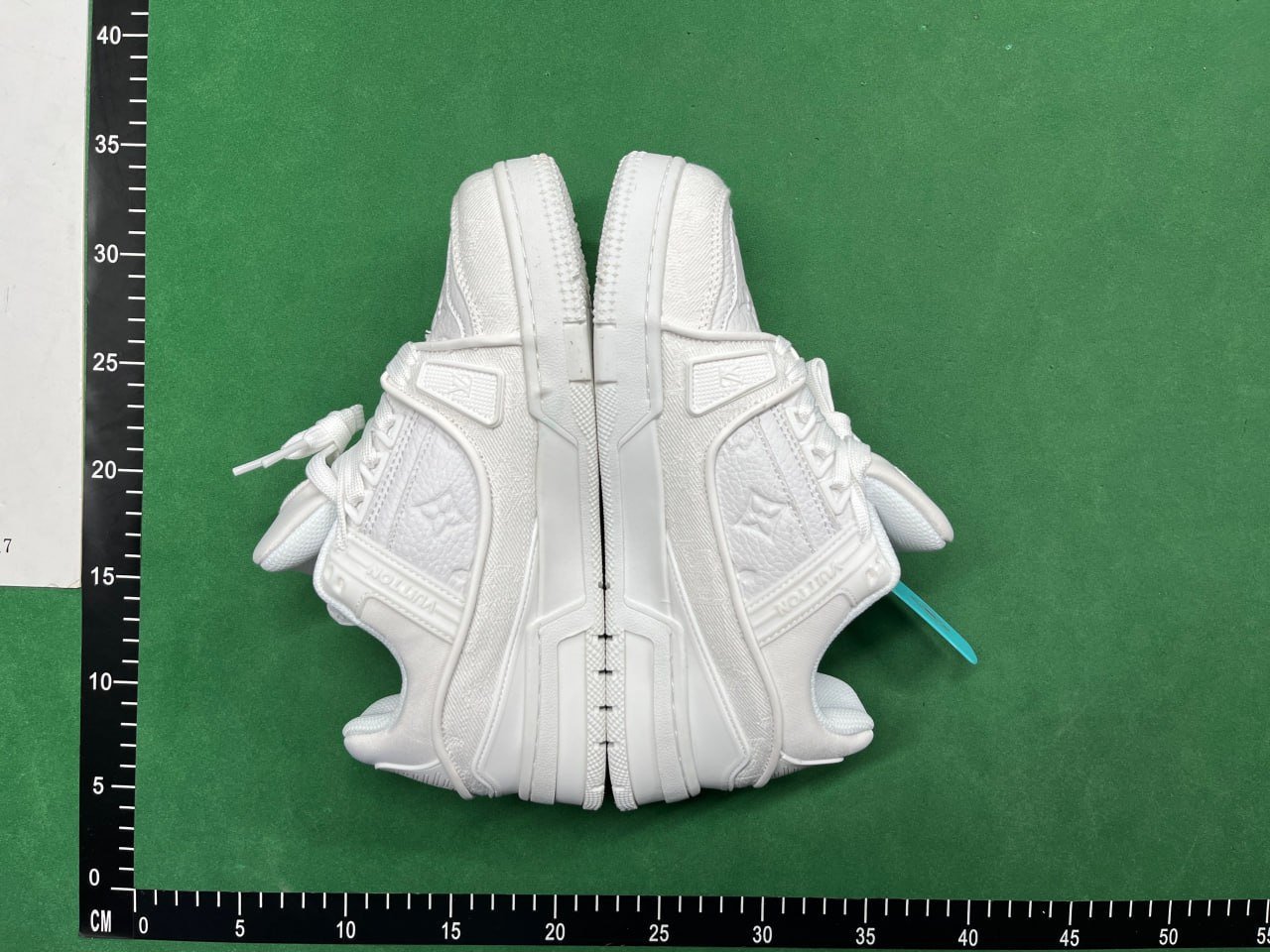 LV Casual shoes