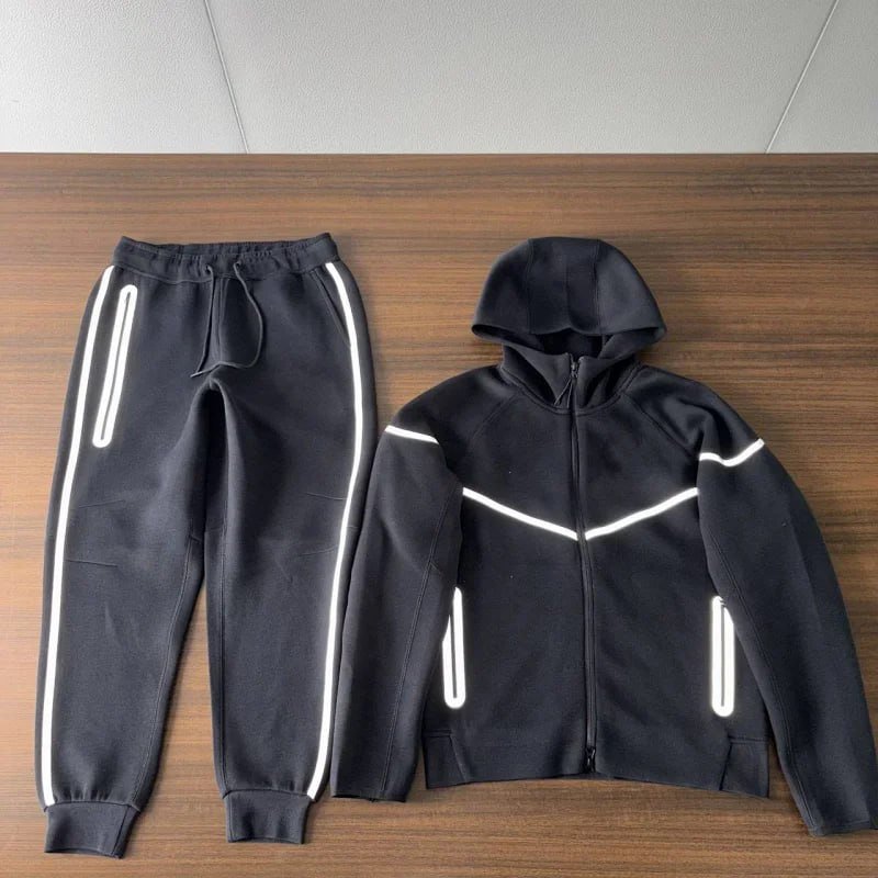 Nike Tech Fleece Hoodie & Pants Set