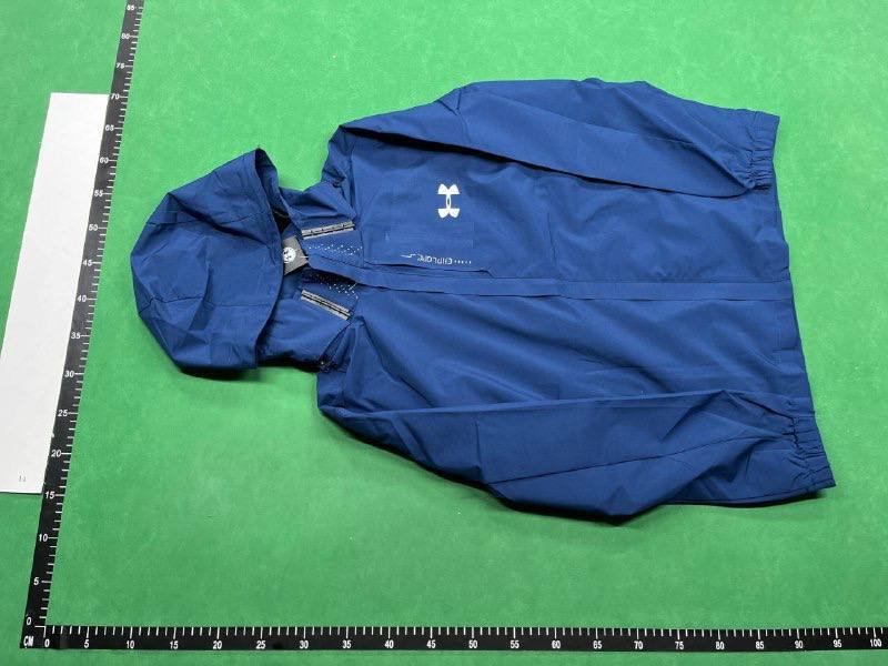 Nike UA Jacket [Black & Cream Hooded Windbreakers]