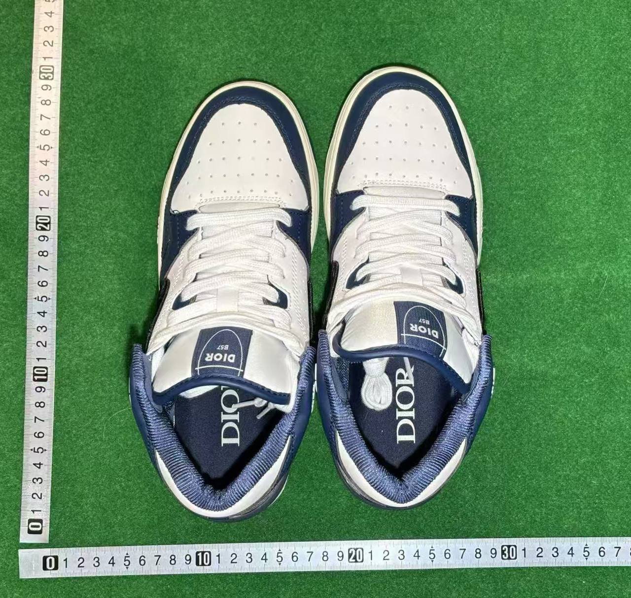 Dior B22 Sneakers