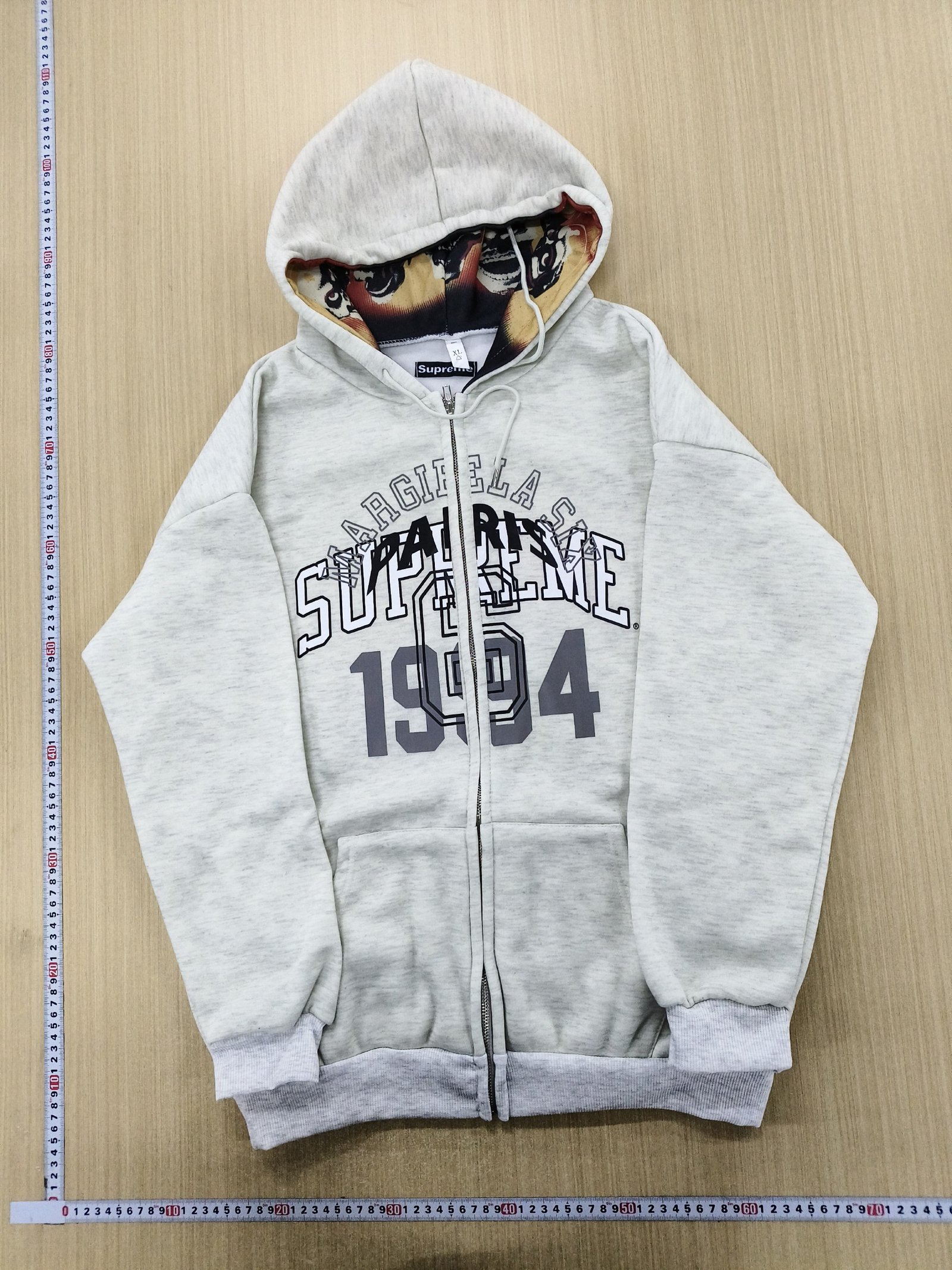 Supreme Hoodie