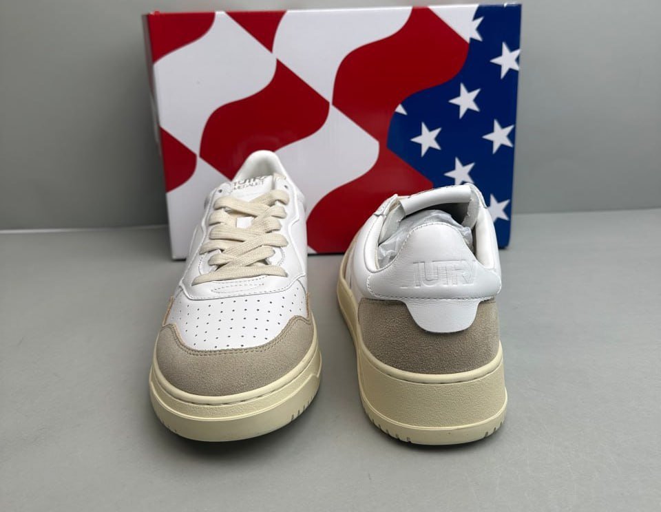 Autry Sneakers