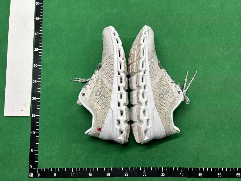 On Clouds Sneakers