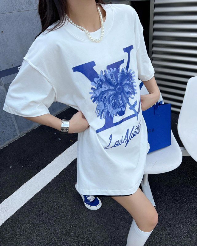 Louis Vuitton Graffiti LV T-Shirt [40 styles]