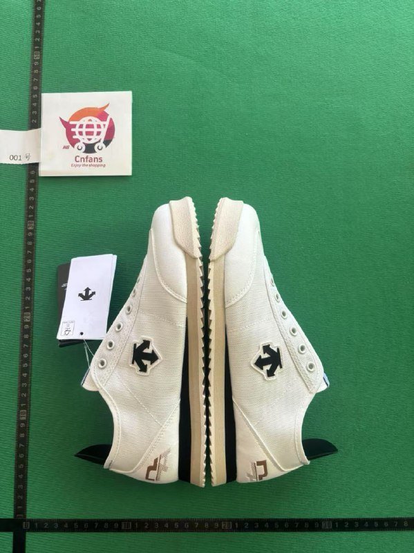 Descente Chrono Sneakers [35 styles]