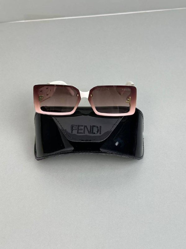 FENDI B22 Sunglasses [19 styles]