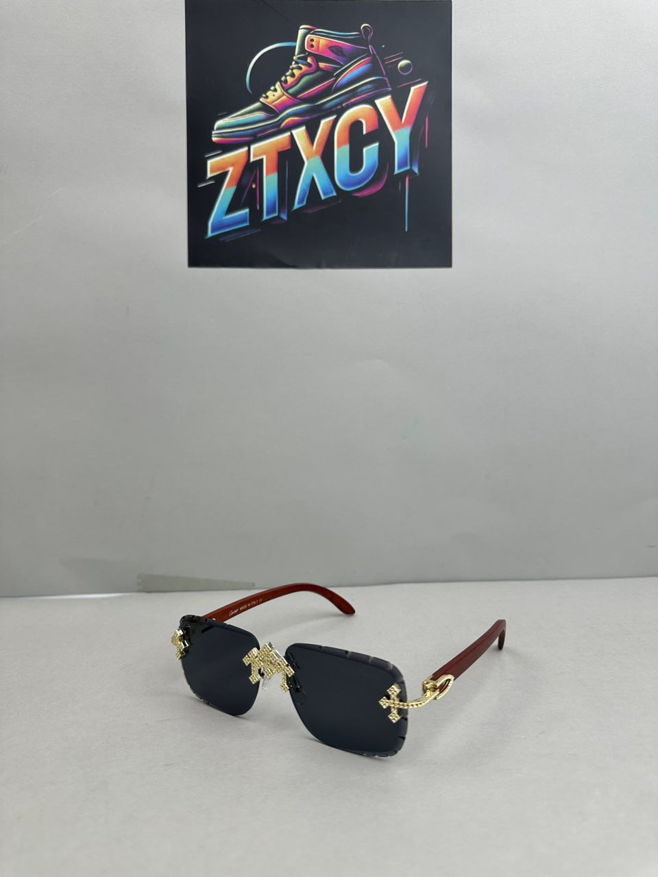 Cartier Panthère Sunglasses [19 styles]