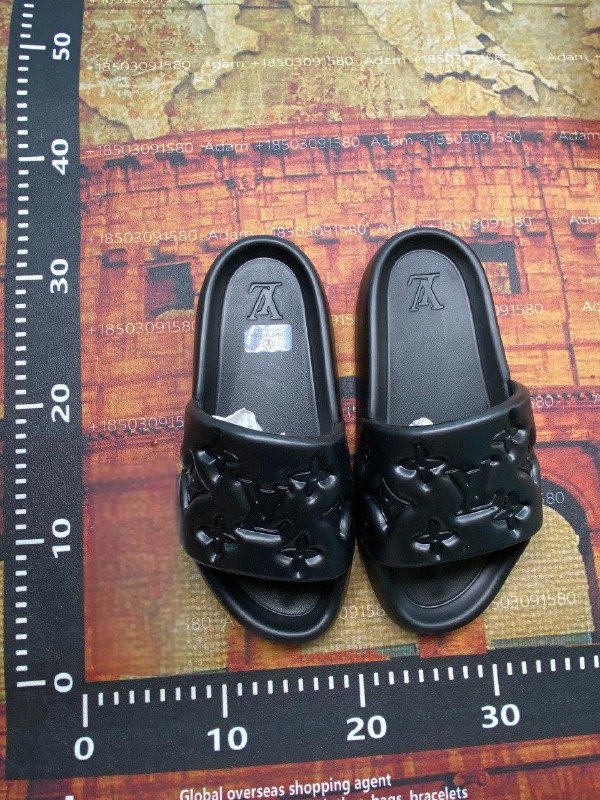 Louis Vuitton Monogram Slide Sandals [2 styles]