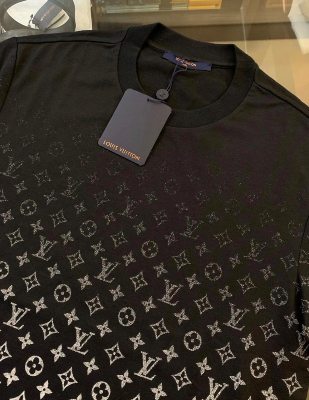 Louis Vuitton Monogram T-Shirt [15 styles]