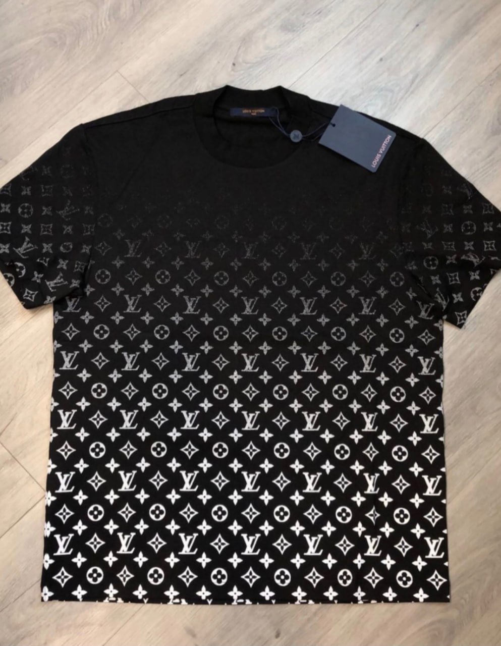 Louis Vuitton Monogram T-Shirt [15 styles]