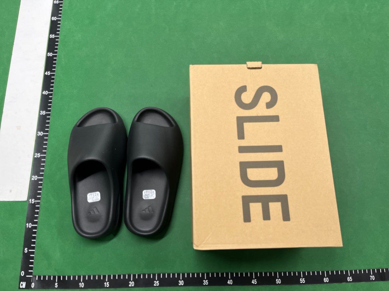 Adidas Yeezy Slide Sandals [14 styles]