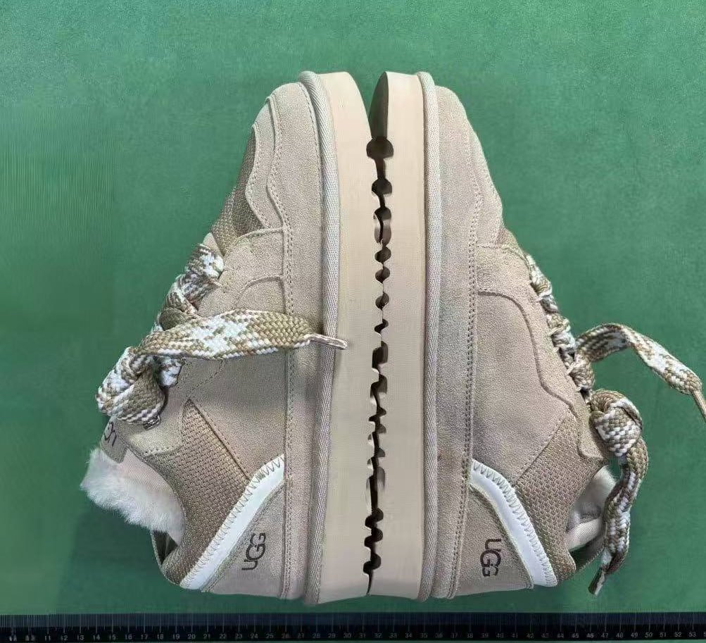 UGG Tazz boots shoes