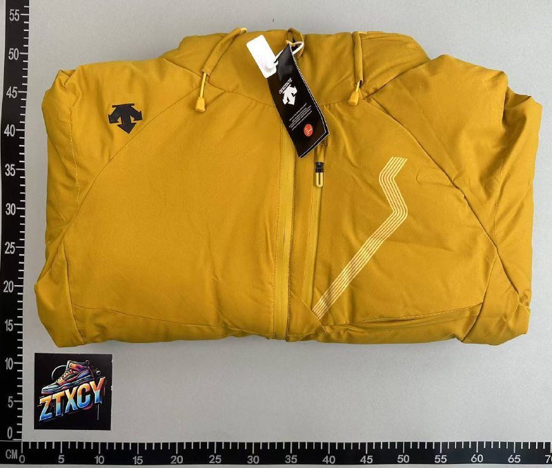 Descente Puffer Jackets [3 styles]