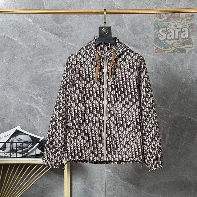 Gucci GG Supreme Hooded Jacket [20 styles]