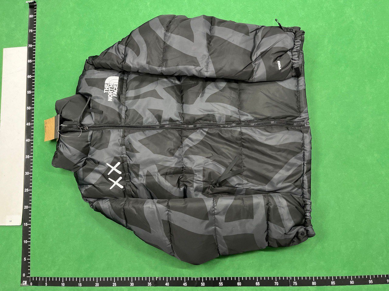 The North Face Nuptse Jacket [1 style]