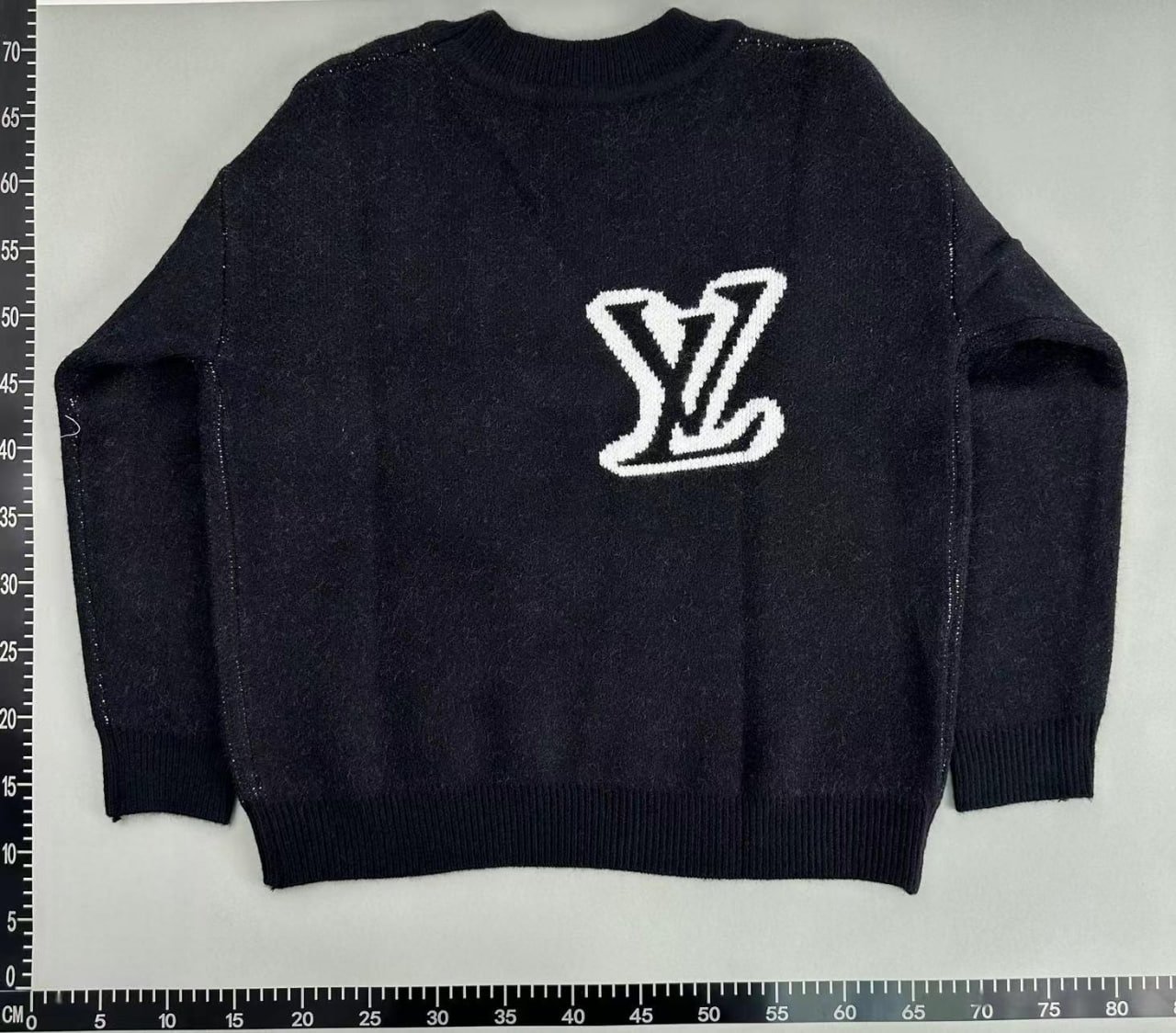 Louis Vuitton Monogram Knit Sweater [2 styles]