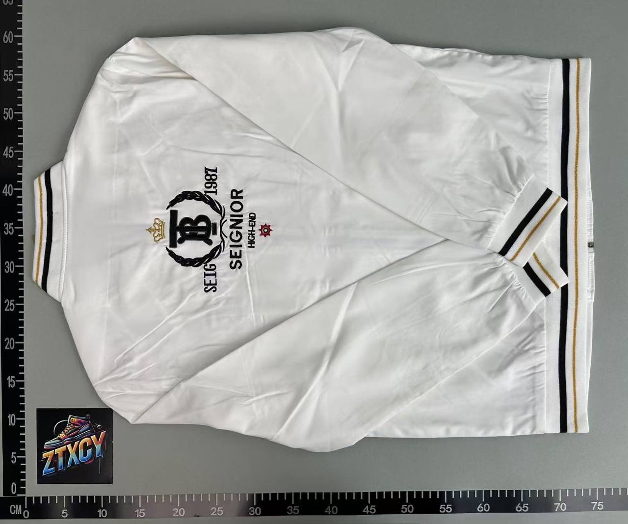 Burberry Logo Tape Jacket [4 styles]