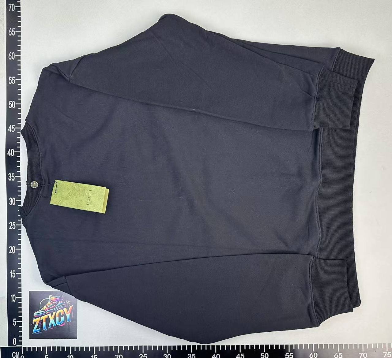 Gucci Logo Graphic Sweatshirts [38 styles]