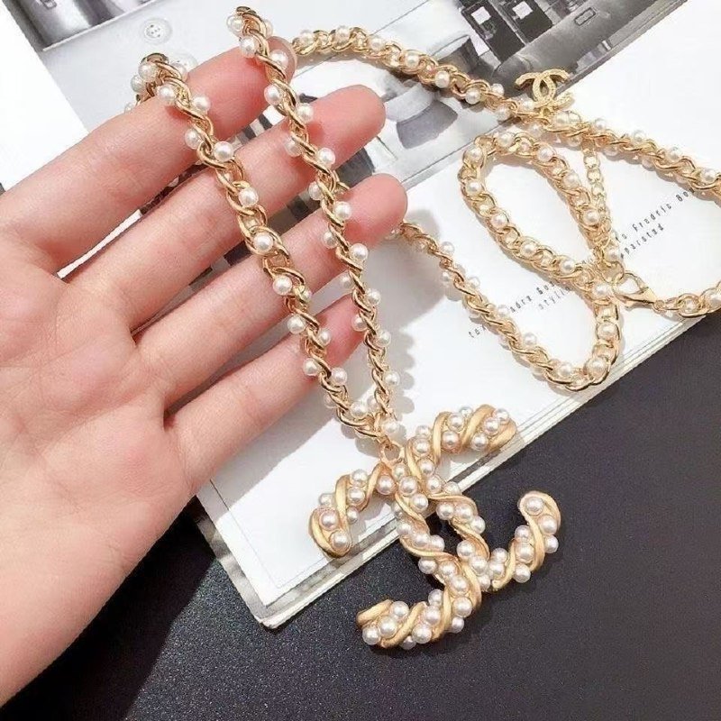 Chanel Pearl CC Logo Necklace
