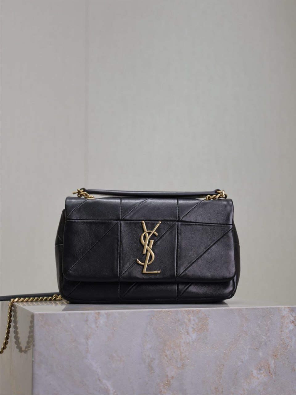Saint Laurent Loulou Camera Bag [40 styles]