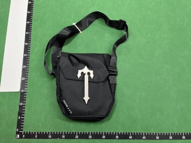 Trapstar bag (30+)