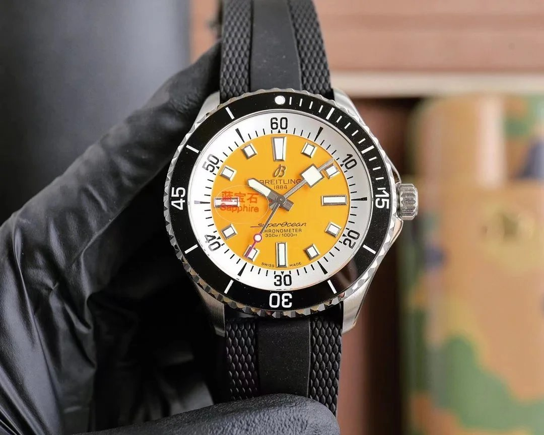 breitling Men's mechanical watch  (39 styles)