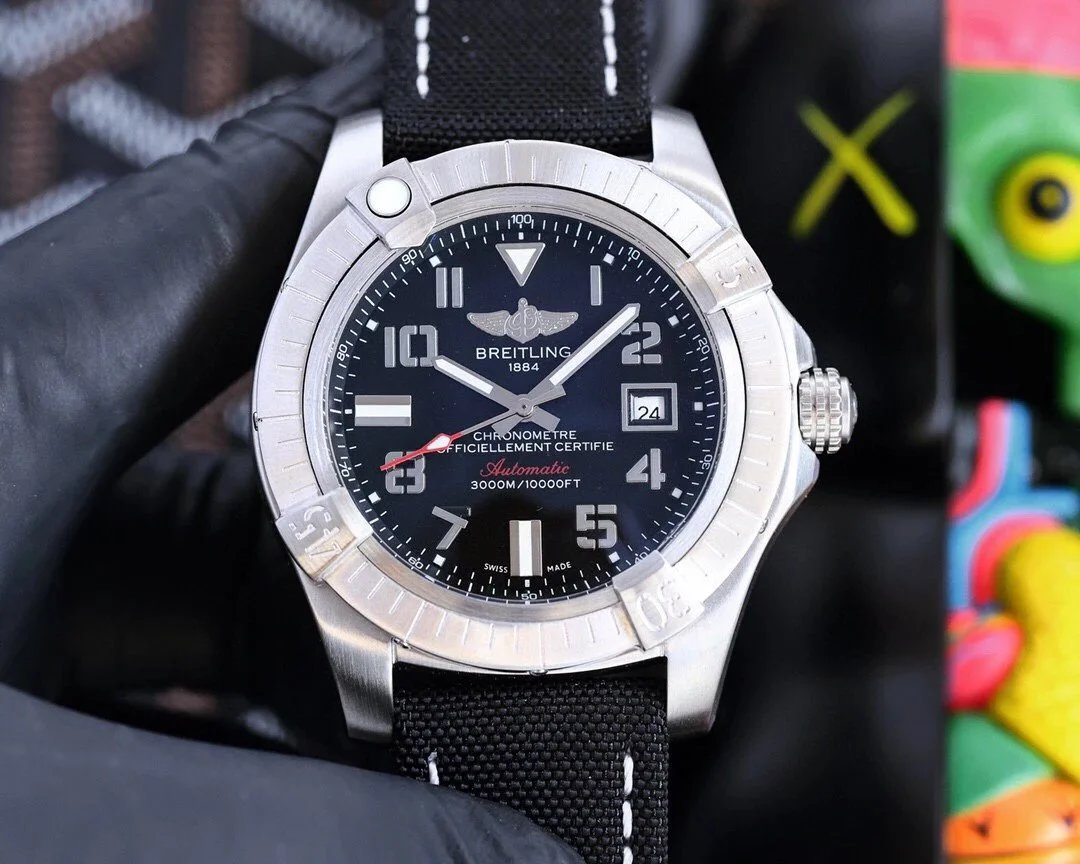 Breitling men's mechanical watch  (39 styles)